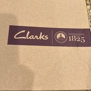 CLARK’s  women’s Padmora shoes